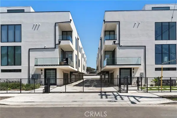 6511 Contour, North Hollywood, CA 91606