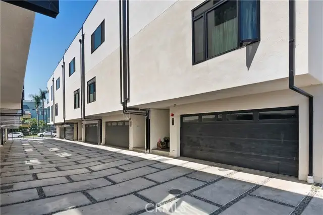 6511 Contour, North Hollywood, CA 91606 - #3