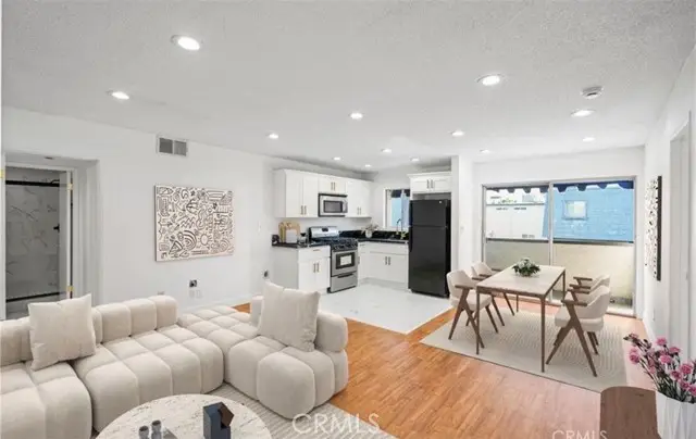 18530 Hatteras  #333, Tarzana, CA 91356 - #2
