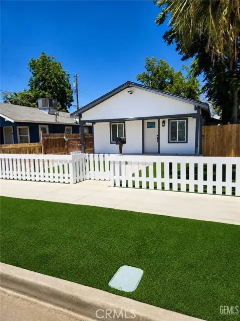 1006 6th, Bakersfield, CA 93304 - #1
