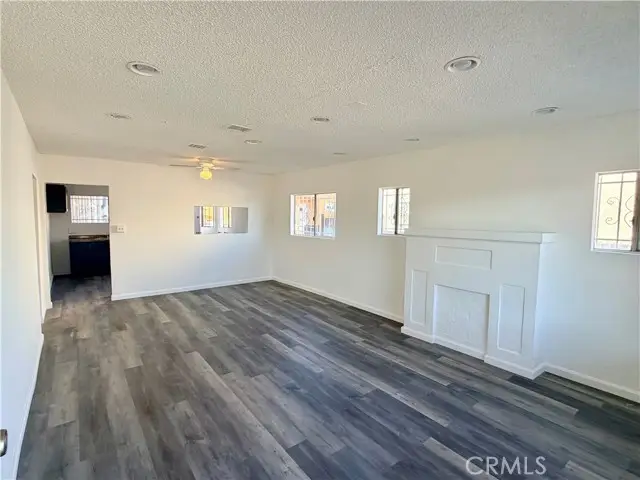 1223 69th, Los Angeles, CA 90044 - #3
