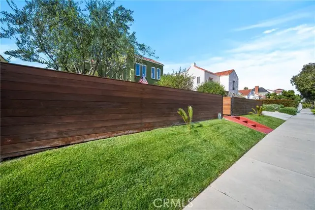 1245 Hudson Avenue, Los Angeles, CA 90019 - #2