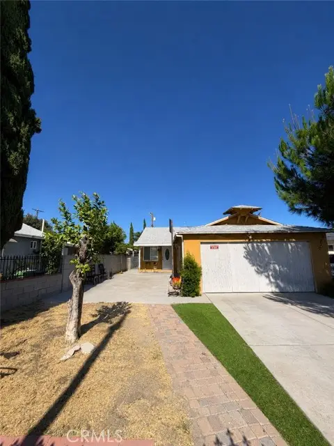 7836 Irvine, North Hollywood, CA 91605