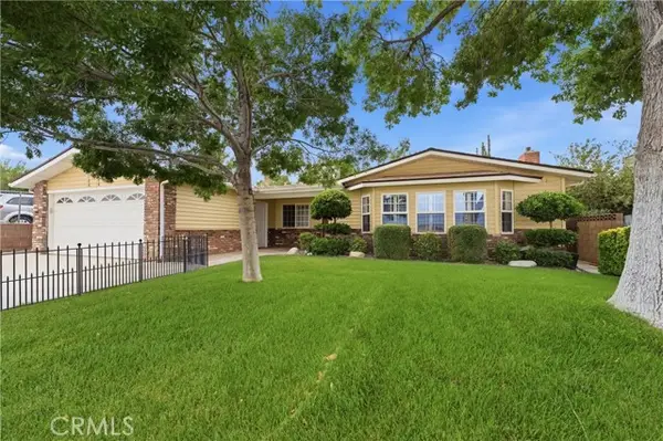 42123 45th Street, Quartz Hill, CA 93536