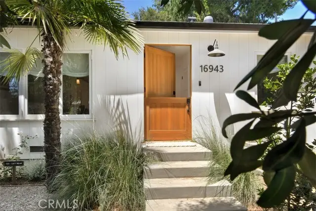 16943 Hartland, Van Nuys, CA 91406 - #3