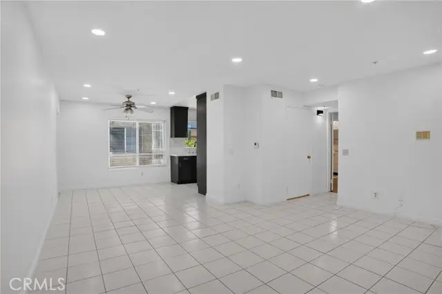8828 Burnet Ave  #9, North Hills, CA 91343 - #2