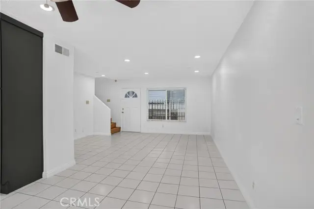 8828 Burnet Ave  #9, North Hills, CA 91343 - #3
