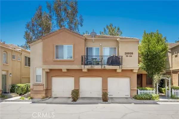 26939 Hillsborough Parkway  #20, Valencia, CA 91354