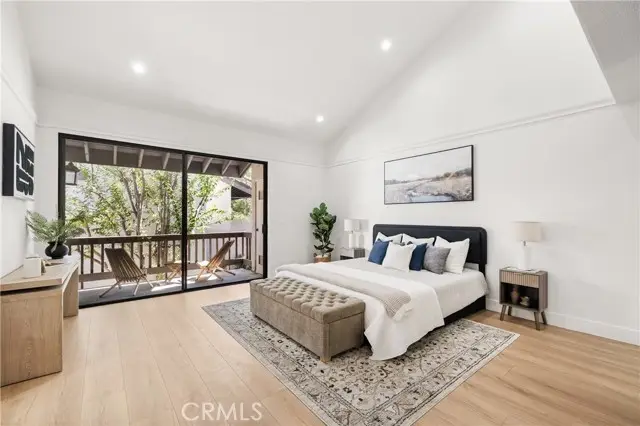 5711 Owensmouth  #125, Woodland Hills, CA 91367 - #3
