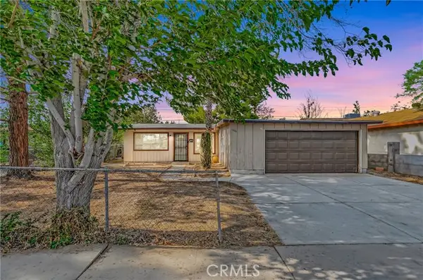1033 Holguin, Lancaster, CA 93534