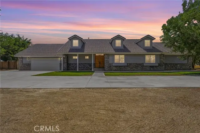5653 Willow Avenue, Rosamond, CA 93560 - #2