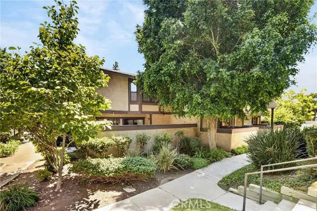 8235 Mason Ave.  #C, Winnetka, CA 91306 - #2