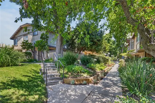 8235 Mason Ave.  #C, Winnetka, CA 91306 - #3