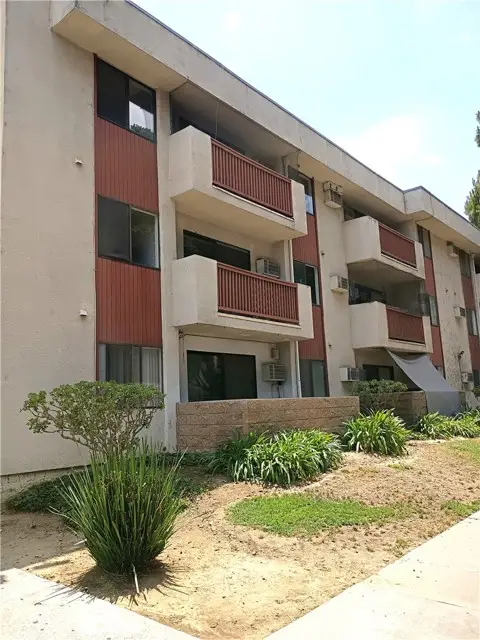 20234 Cantara, Winnetka, CA 91306 - #1