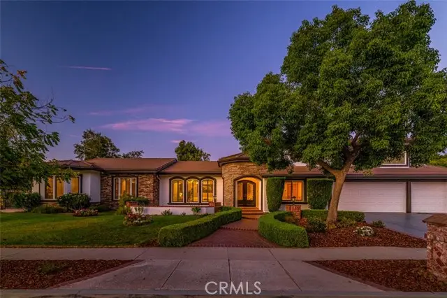586 Valley Gate Rd, Simi Valley, CA 93065 - #1