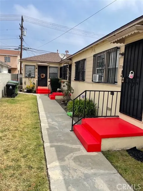 715 78th, Los Angeles, CA 90044