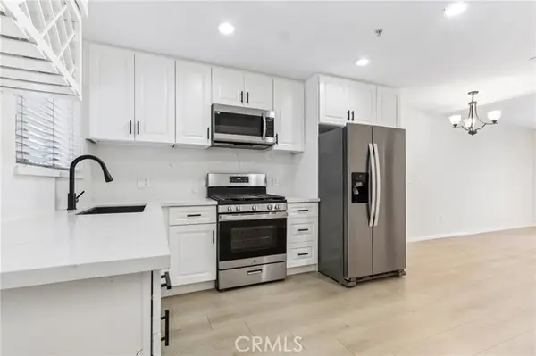 14618 Gilmore Street  #16, Van Nuys, CA 91411