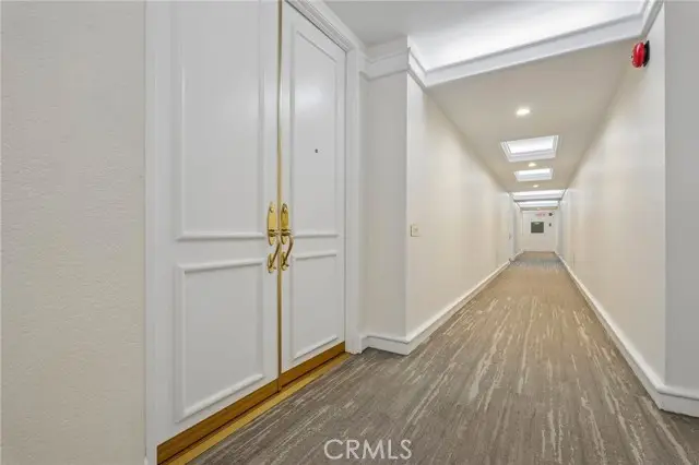 1131 Alta Loma, West Hollywood, CA 90069 - #3