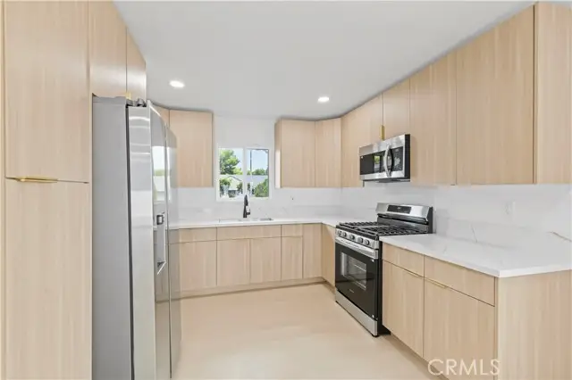 28201 Hot Springs, Canyon Country, CA 91351 - #3