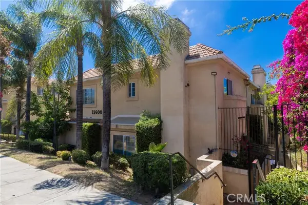 13600 Foothill, Sylmar, CA 91342