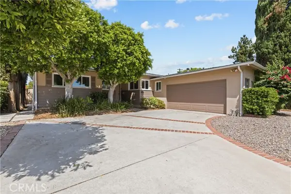 6319 Aura Avenue, Tarzana, CA 91335