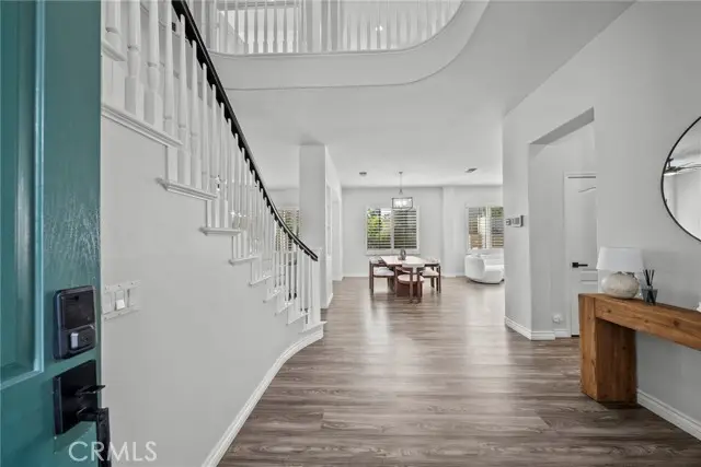 28251 Infinity, Saugus, CA 91390 - #2