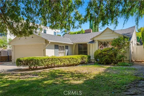 15516 Huston Street, Encino, CA 91436