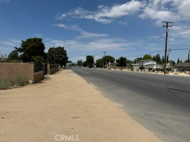 1610 Ave L, Littlerock, CA 93543 - #2
