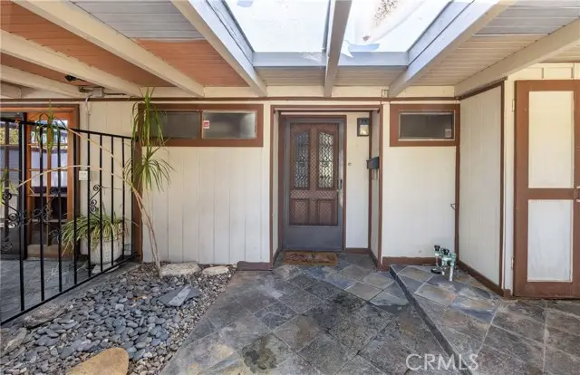 19760 Victory, Woodland Hills, CA 91367 - #3