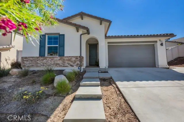 28553 Foothill, Saugus, CA 91350 - #1