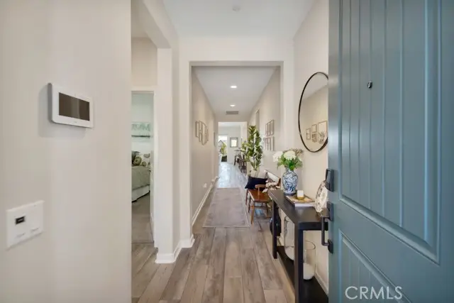 28553 Foothill, Saugus, CA 91350 - #3