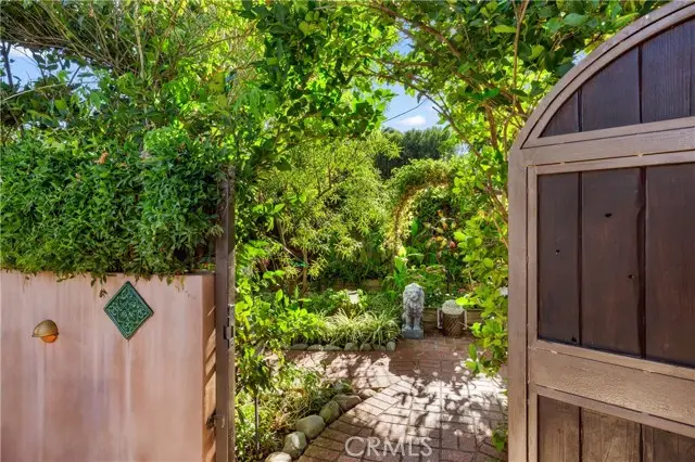 21321 Providencia, Woodland Hills, CA 91364 - #3