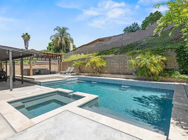 27214 Corry, Saugus, CA 91350