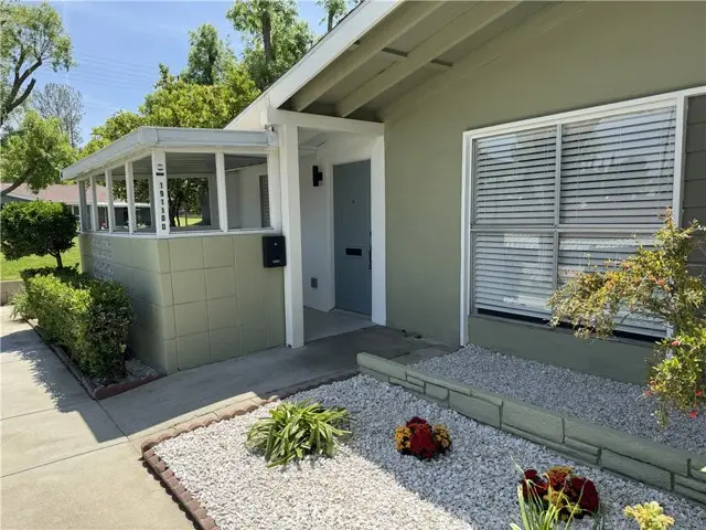 19110 Avenue Of The Oaks, Newhall, CA 91321 - #1