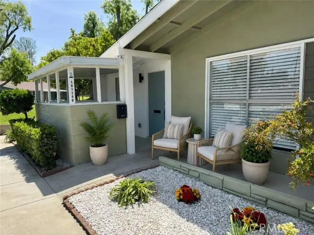 19110 Avenue Of The Oaks, Newhall, CA 91321 - #3