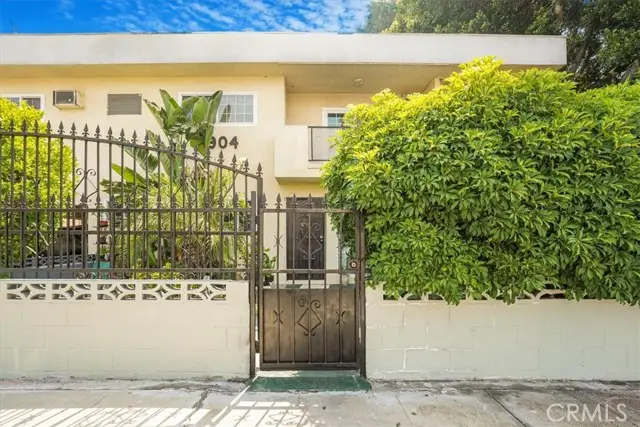 6904 Radford Avenue  #1, North Hollywood, CA 91605 - #3