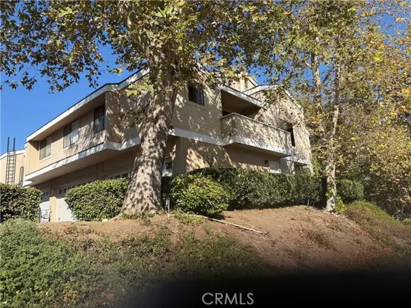 13095 Hubbard  #6, Sylmar, CA 91342