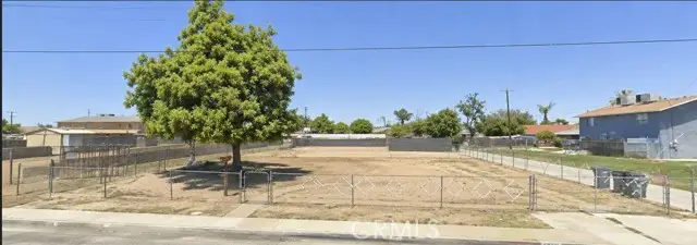 526 8th, Bakersfield, CA 93304 - #1
