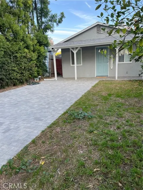 1454 Clybourn Avenue, Burbank, CA 91505