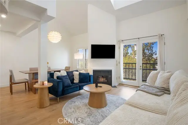 13220 Valleyheart Drive  #305, Studio City, CA 91604 - #2