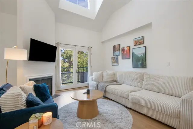 13220 Valleyheart Drive  #305, Studio City, CA 91604 - #3
