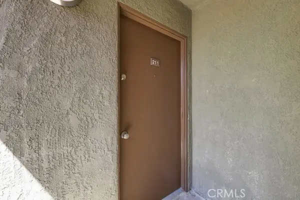 18350 Hatteras  #211, Tarzana, CA 91356