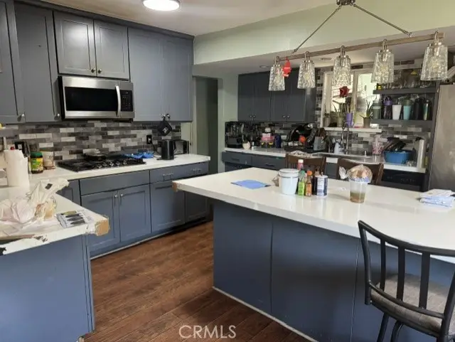 11081 De Garmo, Pacoima, CA 91331 - #2