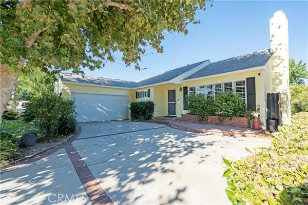 7032 Encino, Van Nuys, CA 91406
