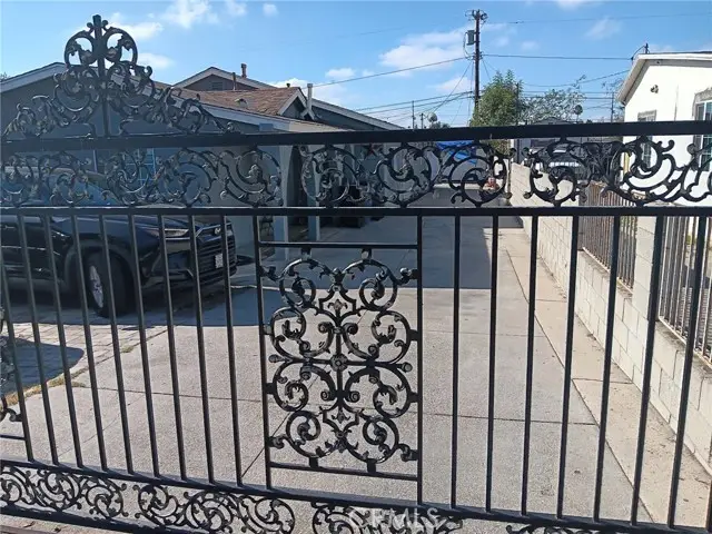 11136 Keswick Street, Sun Valley, CA 91352 - #1