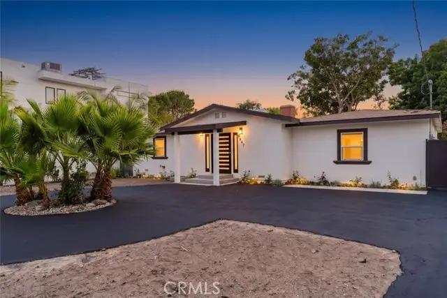 8547 Louise Avenue, Northridge, CA 91325 - #3