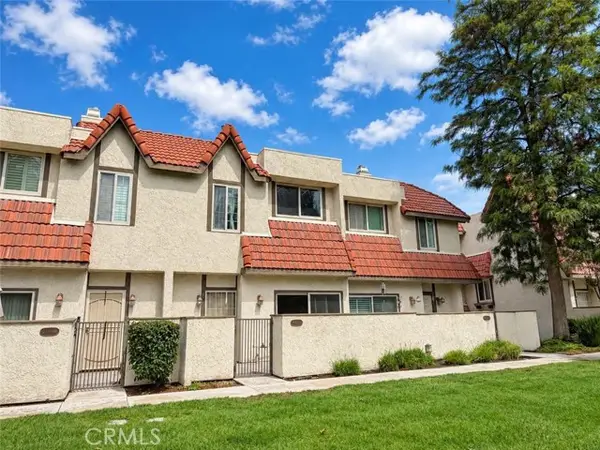 27650 Ironstone Drive  #3, Canyon Country, CA 91387