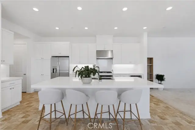26729 Blue Hills Lp, Valencia, CA 91381 - #2