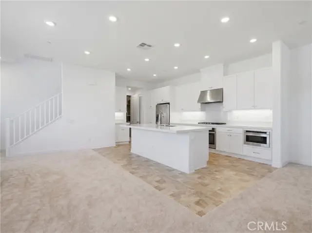 26729 Blue Hills Lp, Valencia, CA 91381 - #3