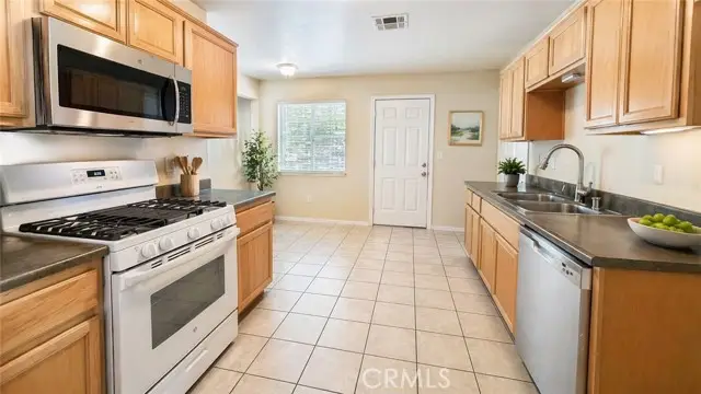 44608 Stanridge, Lancaster, CA 93535 - #3